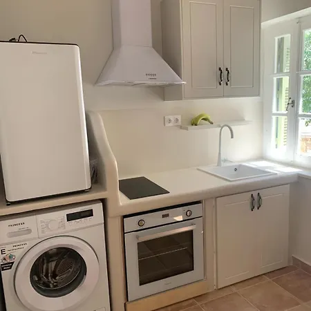 Apartment Mygavri *